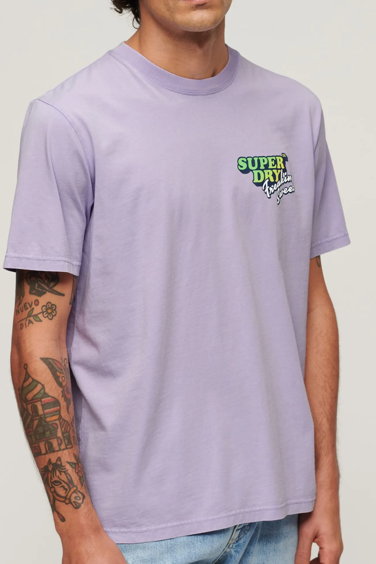T-shirt solta Neon Travel