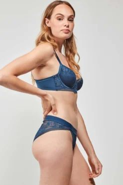 Underwired full cup bra