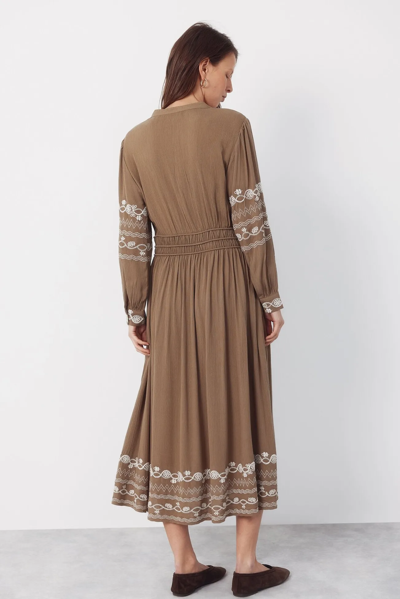 Vestido bordado