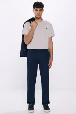 Vestido calças chino slim fit confortável