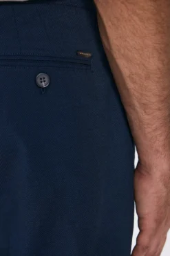 Vestido calças chino slim fit confortável