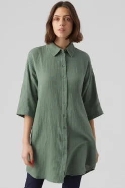 Vestido camiseiro com manga francesa