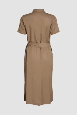 Vestido camiseiro comprido