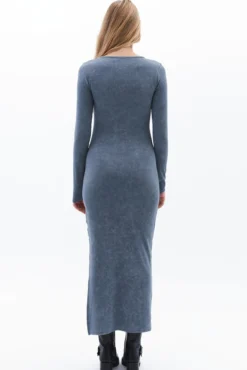 Vestido comprido com abertura