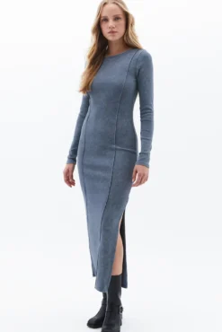Vestido comprido com abertura