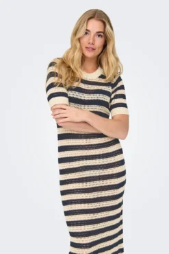Vestido comprido malha rendilhada