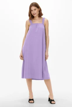 Vestido comprido sem mangas
