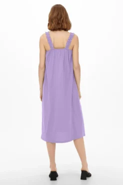 Vestido comprido sem mangas