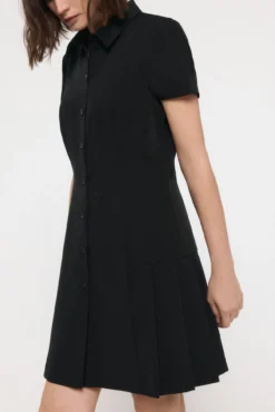 Vestido corto tableado