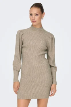 Vestido curto canelado