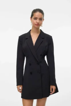Vestido curto com botões