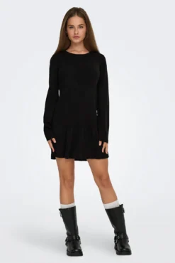 Vestido curto com folho
