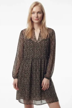 Vestido curto de chiffon