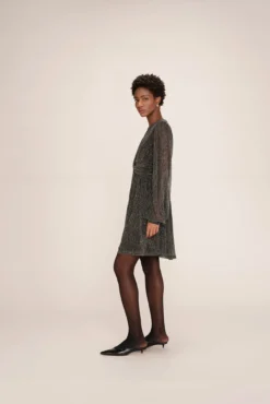 Vestido curto de chiffon com lurex