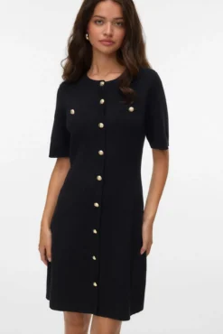 Vestido curto de malha com botões dourados