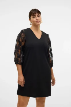Vestido curto de manga comprida tamanho grande