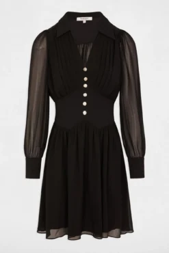 Vestido curto de patinadora