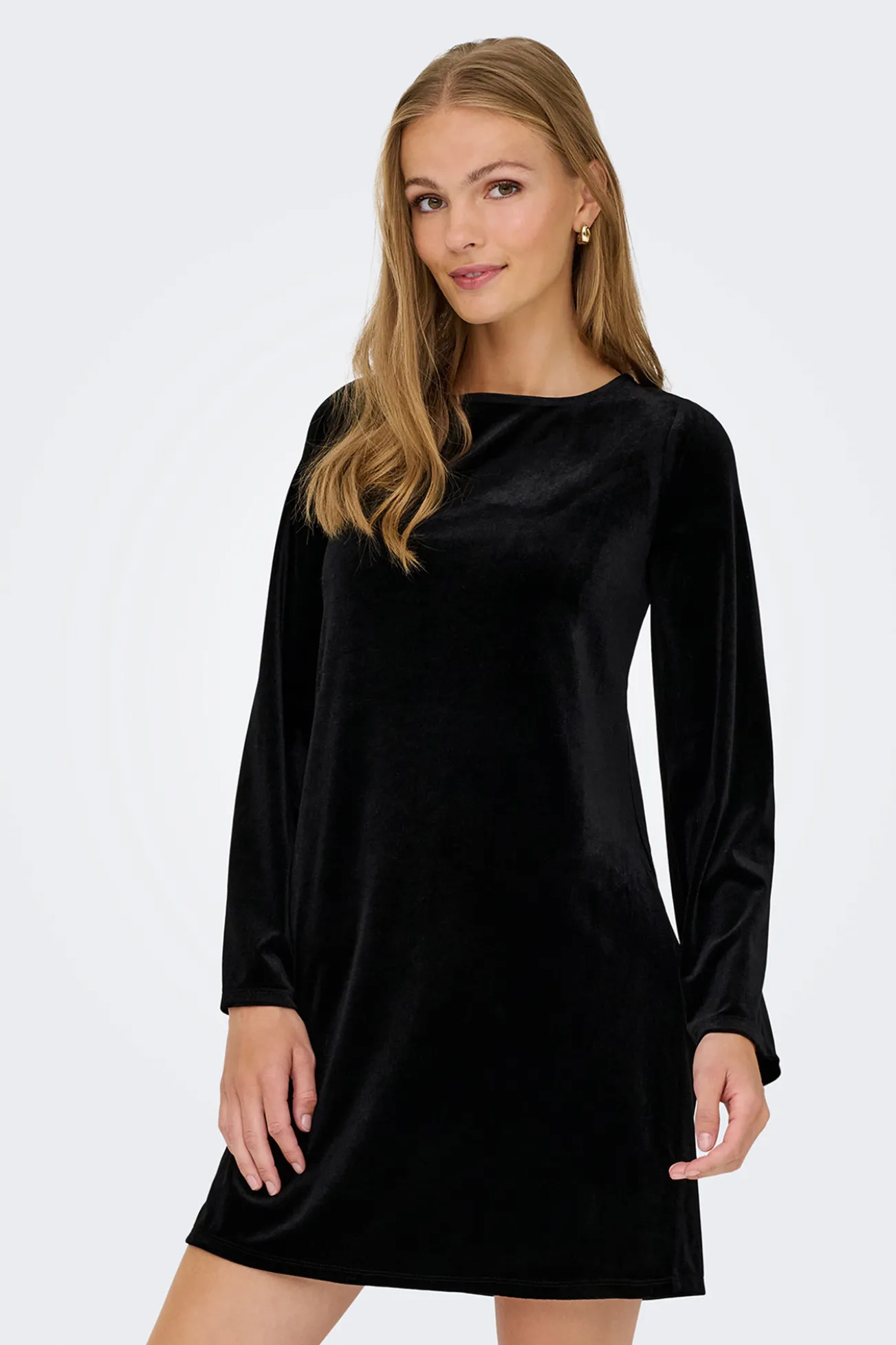 Vestido curto de veludo