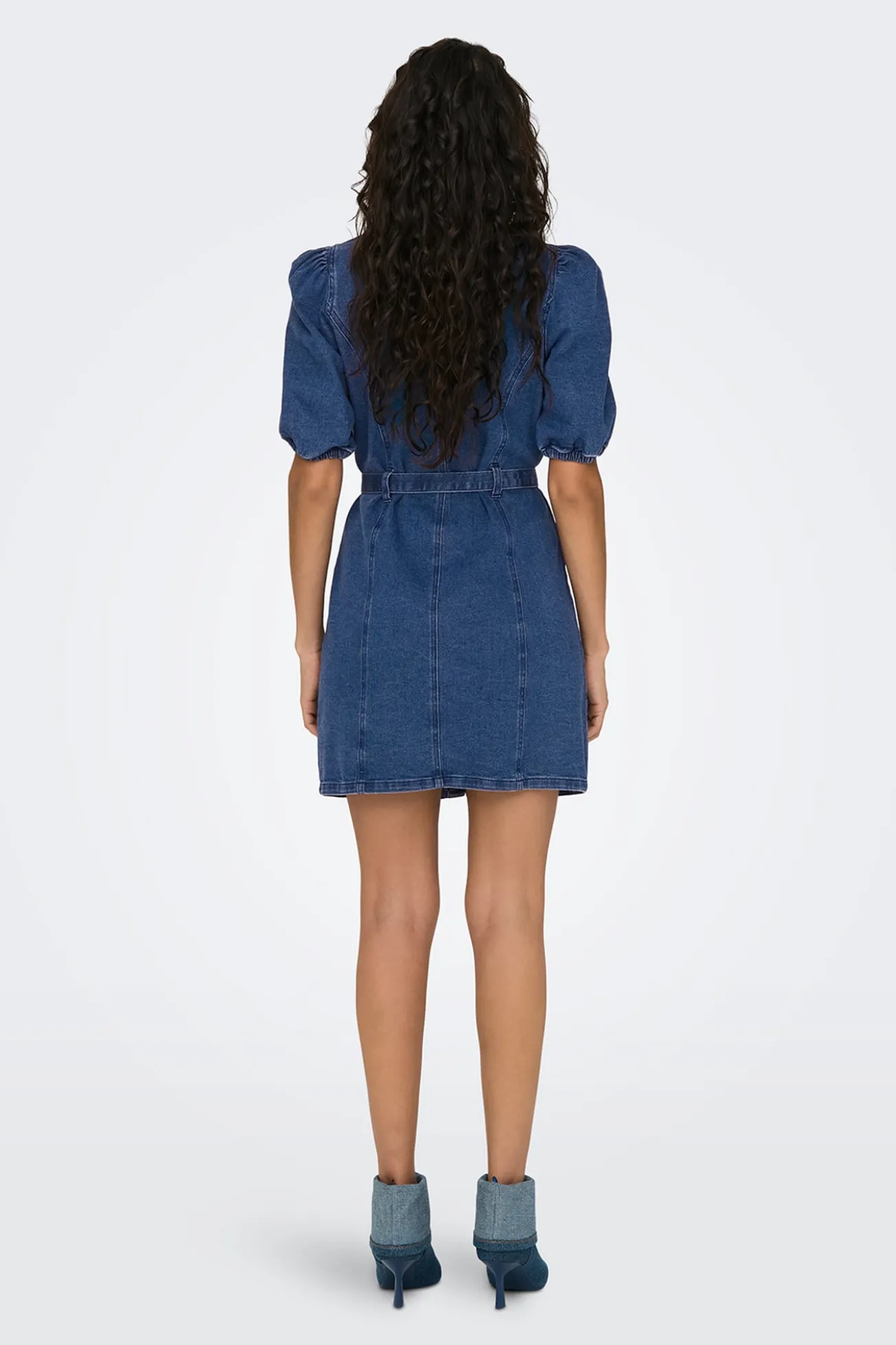 Vestido curto em denim