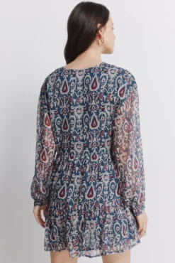 Vestido curto em gaze com lantejoulas
