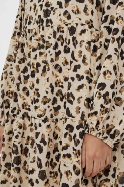 Vestido curto fluido