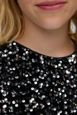Vestido curto lantejoulas