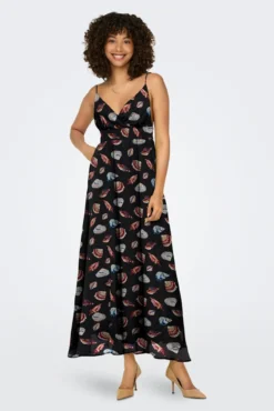 Vestido de alças comprido