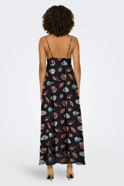 Vestido de alças comprido