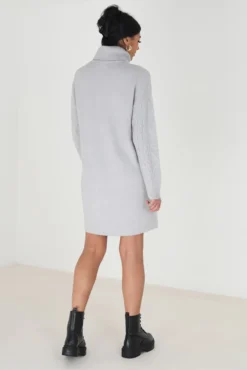 Vestido de malha com oitos