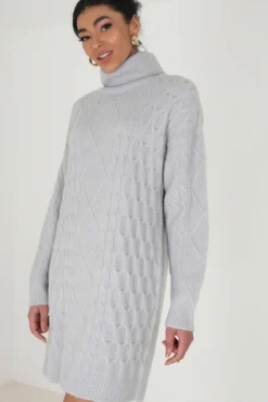 Vestido de malha com oitos
