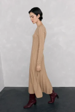 Vestido de malha com oitos