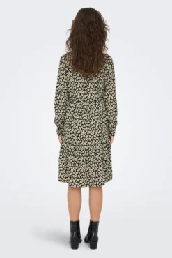 Vestido estampado camiseiro
