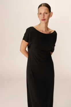 Vestido longo básico em modal