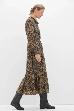 Vestido longo com estampado de leopardo