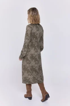 Vestido longo midi fluido