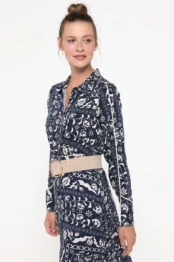 Vestido midi camiseiro