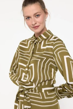 Vestido midi camiseiro
