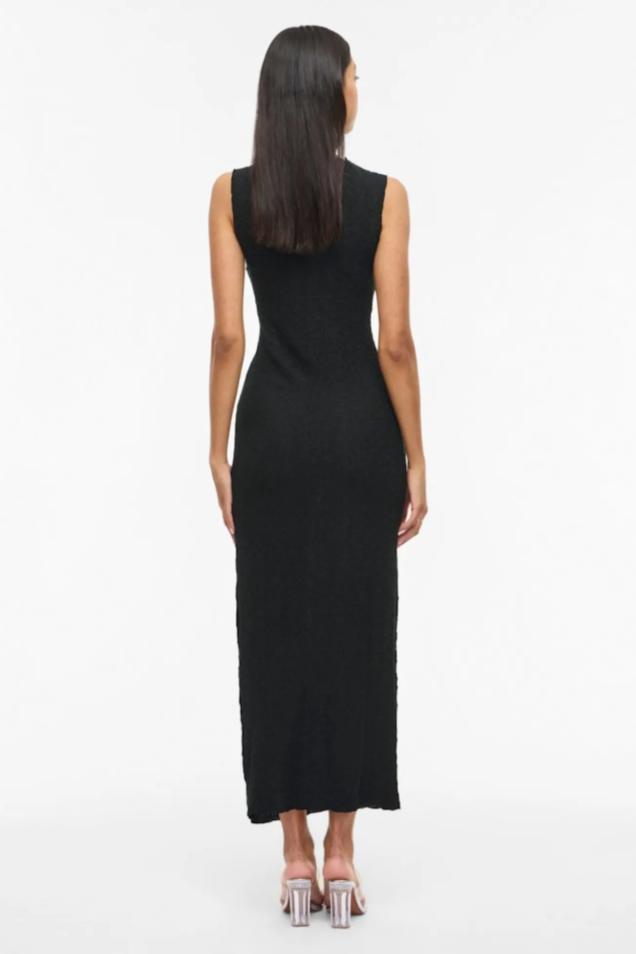 Vestido midi cintado sem mangas