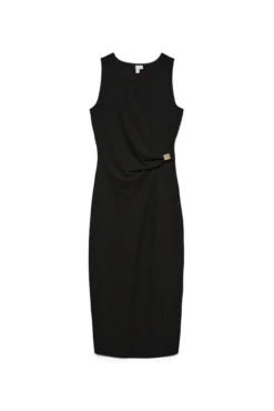 Vestido midi com detalhe de fivela