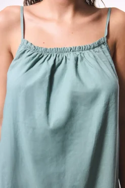 Vestido midi de linho verde
