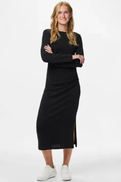 Vestido midi de lurex com quadris franzidos