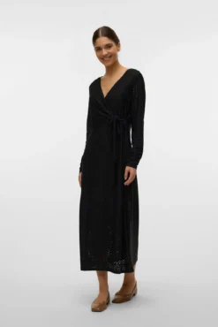 Vestido midi de renda para amamentação e maternity