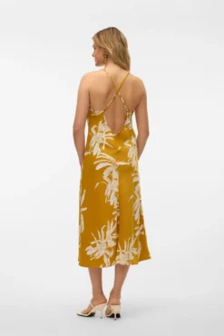 Vestido midi efeito acetinado