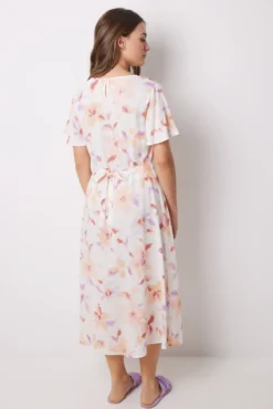 Vestido midi floral em viscose