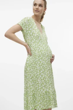 Vestido midi maternity e amamentação