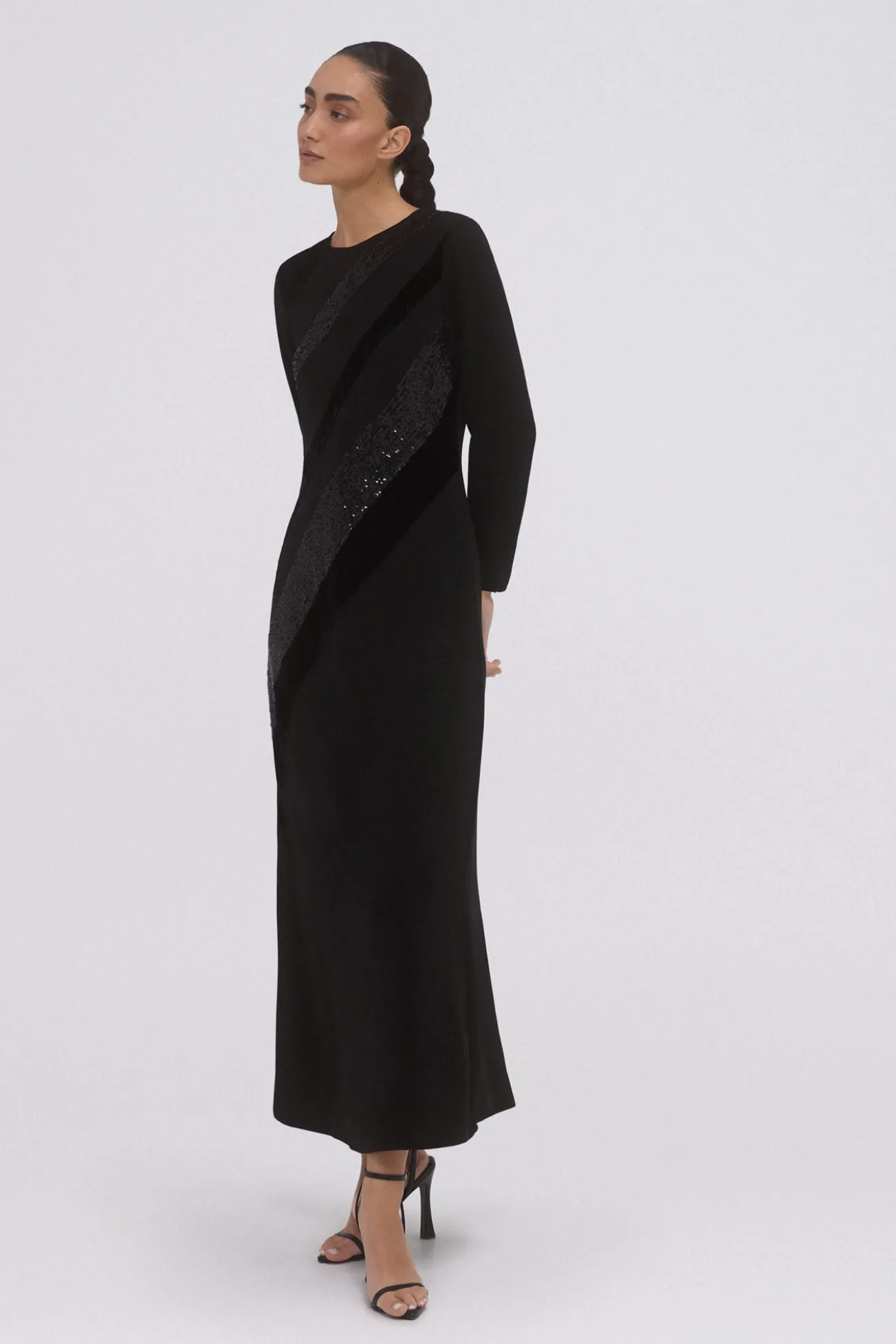 Vestido midi preto
