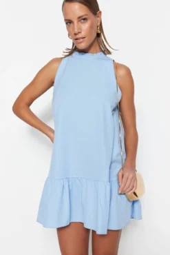 Vestido mini sem mangas