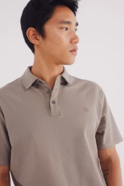 vestido slim fit com look polo piqué
